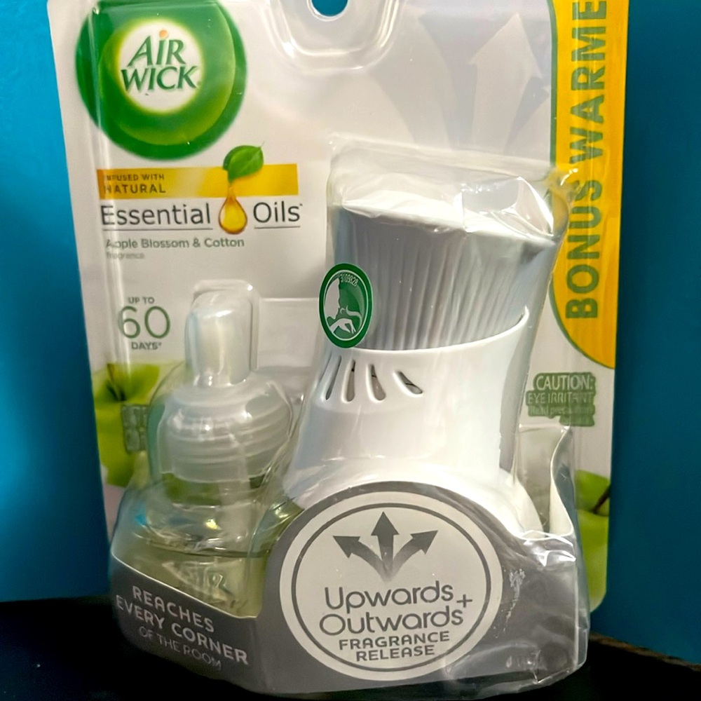Air wick Apple Blossom & Cotton Essential Oil
